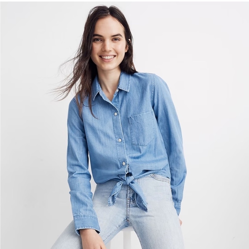 Madewell Denim Tie-Front Shirt in Hillford Wash